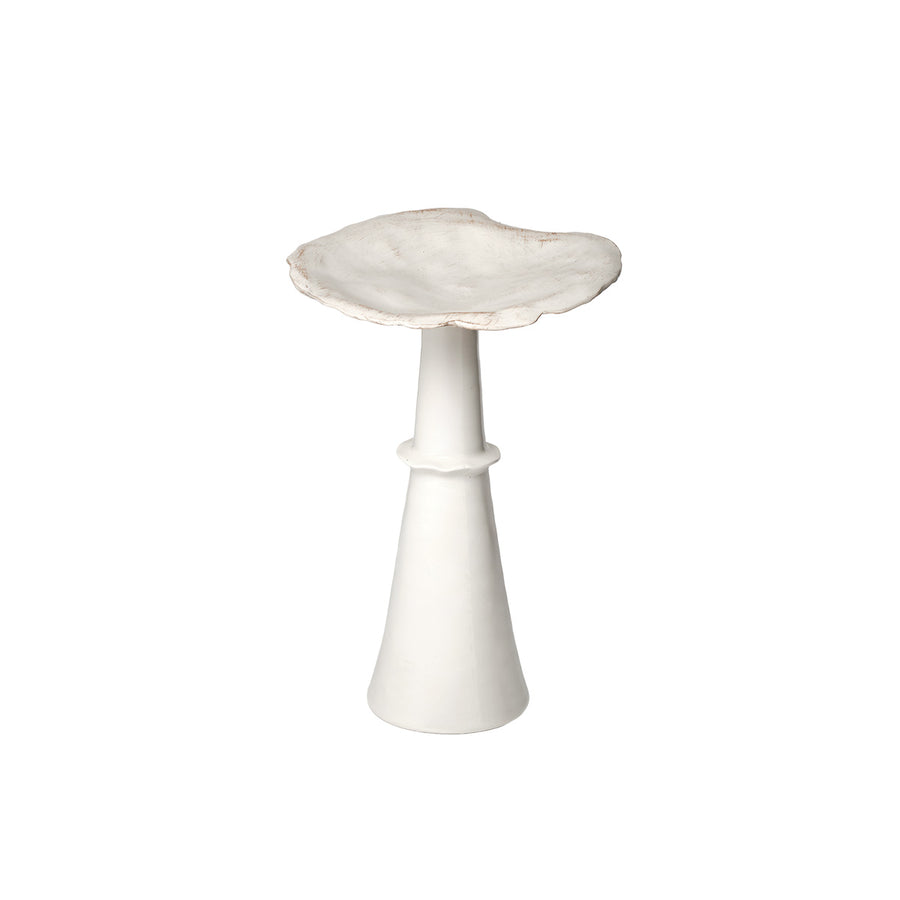 Mushroom-shaped cake stand