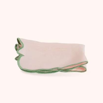 Set 2 Scalloped Napkins
