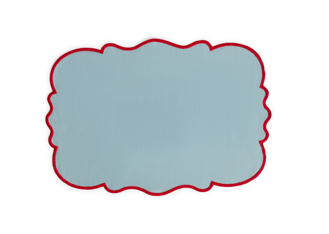 Set 2 scalloped placemats